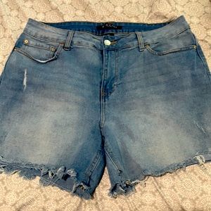 BACCINI shorts, stretchy and super comfortable, selling for 13 dollars.